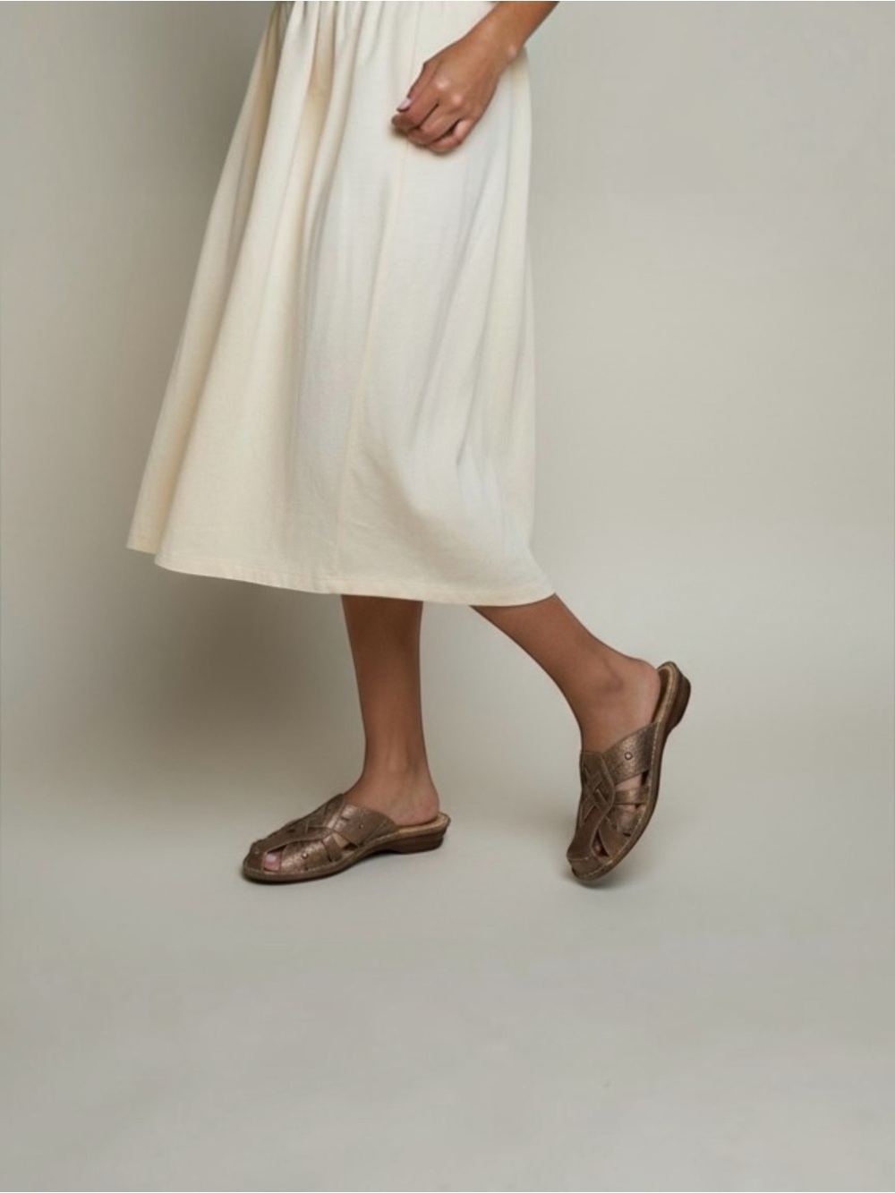 Covington Heather Bronze Leather Fisherman Comfort Slip On Slide Wedge Sandals 8 - Picture 3 of 12